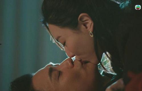 床上男女激吻视频,床上激吻视频引发热议